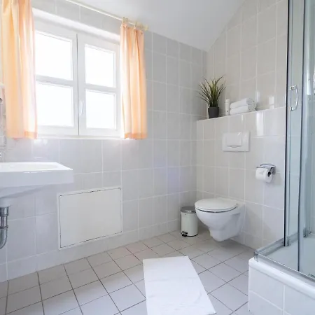 Rugana - Klassik Mit 1 Schlafzimmer D15 Apartment