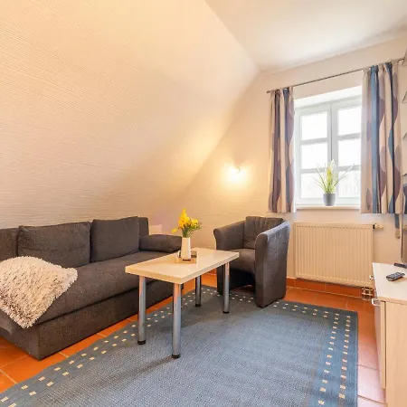 Rugana - Klassik Mit 1 Schlafzimmer D15 *